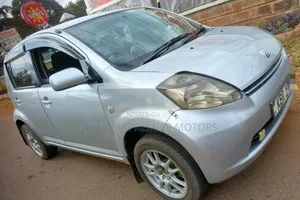 Toyota Passo 2005 Silver