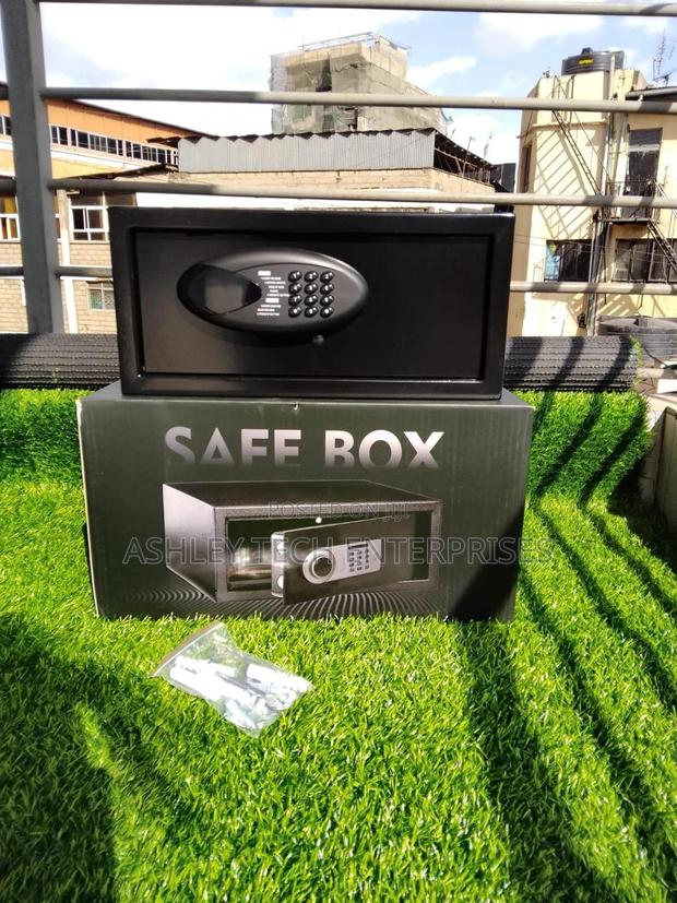 New # Safe Box AL002-200 High Security Storage Safe