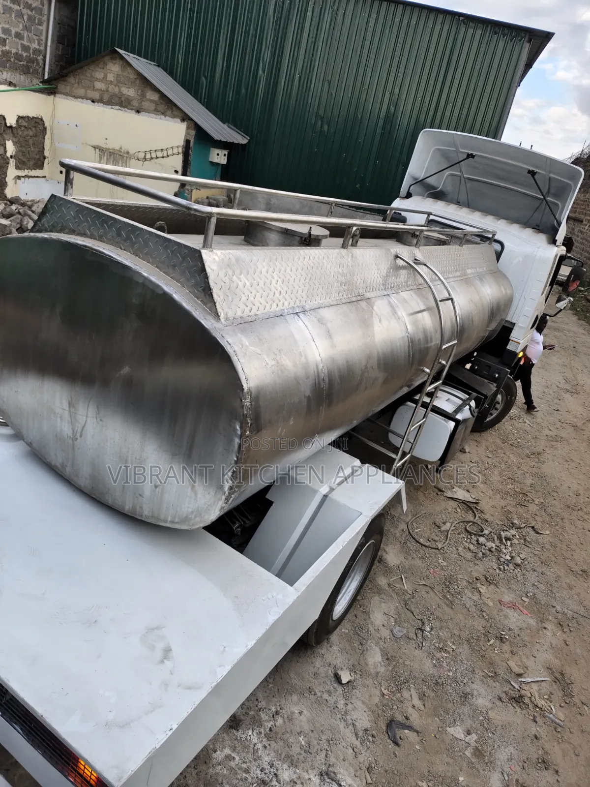 10,000-Litre Stainless Steel Commercial Water Tank