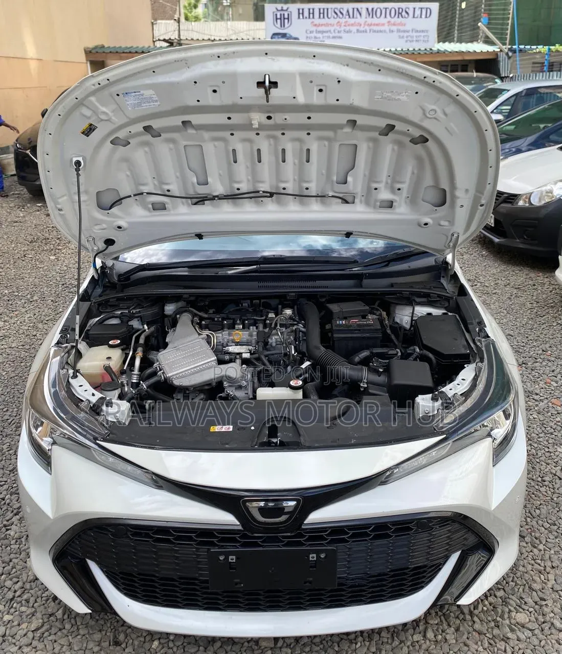 Toyota Corolla Touring 2019 White