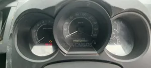 Toyota Hilux 2.5 Cab 2005 White