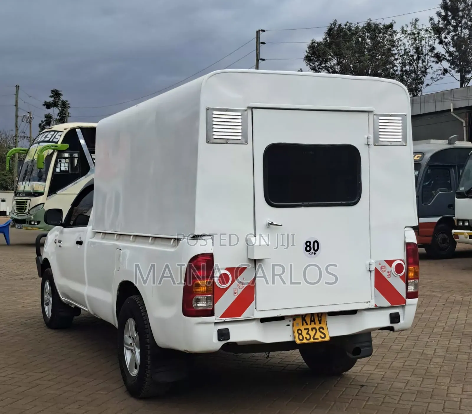 Toyota Hilux 2.5 Cab 2005 White