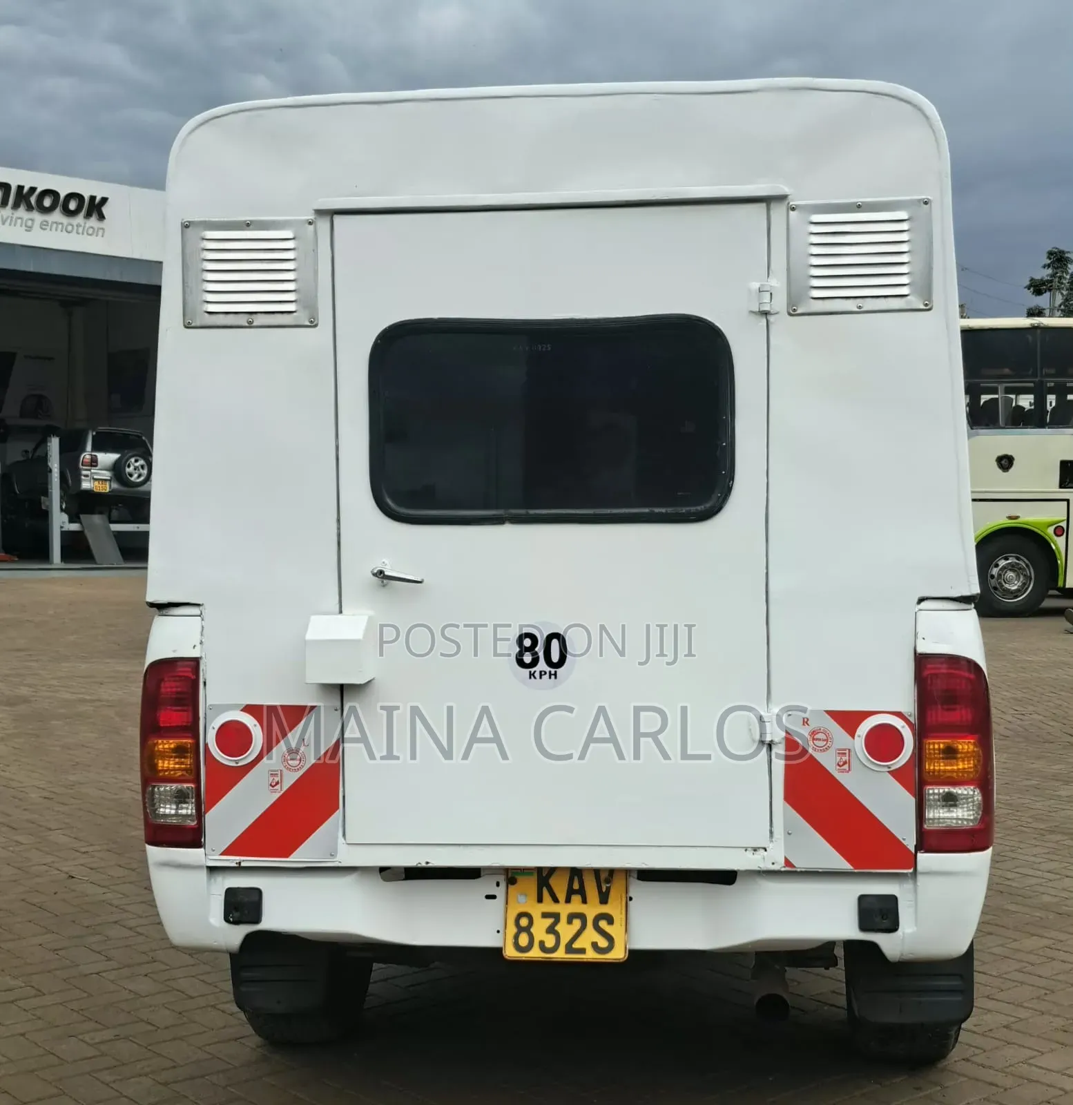 Toyota Hilux 2.5 Cab 2005 White
