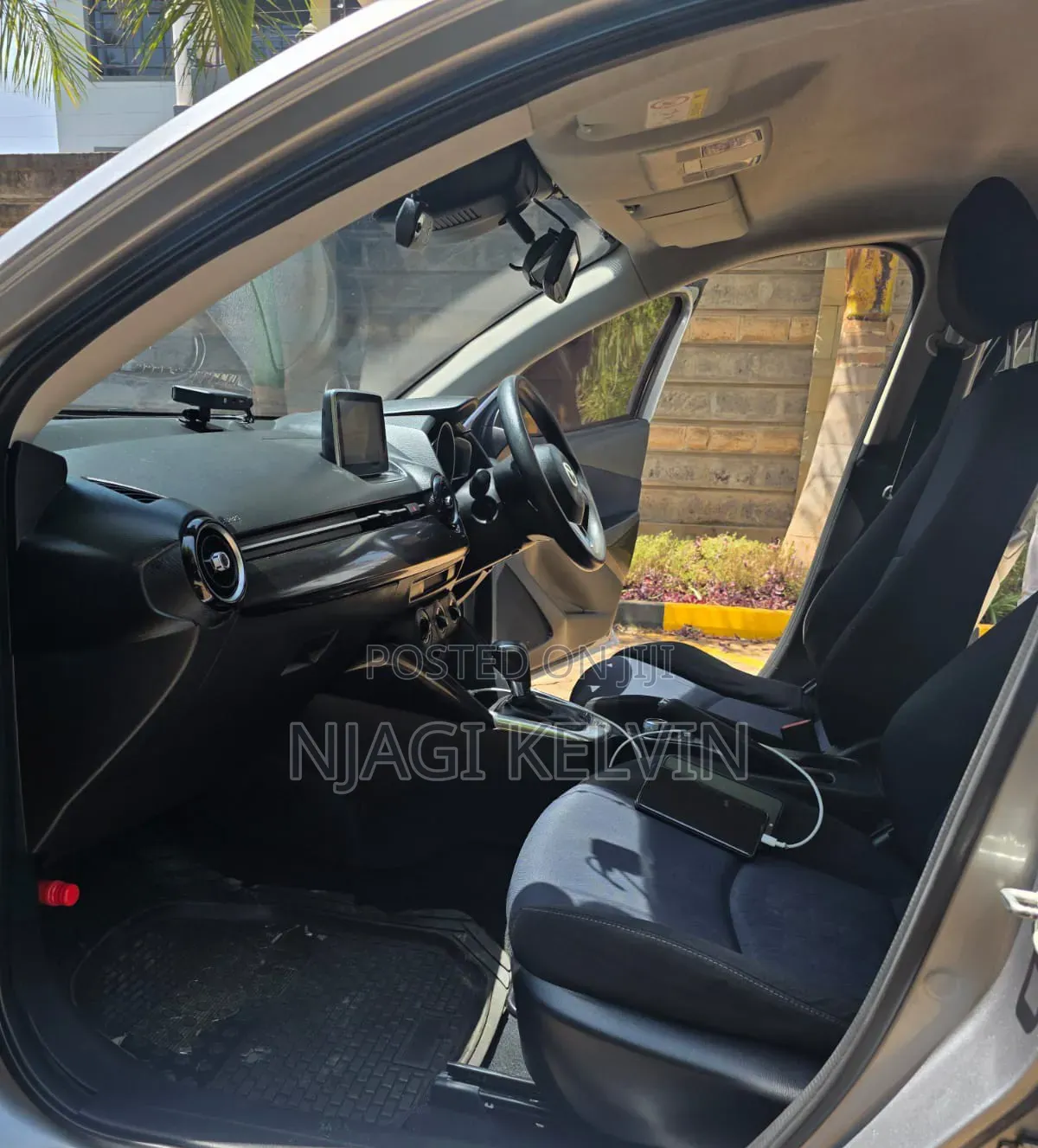 Mazda Demio 2016 Silver