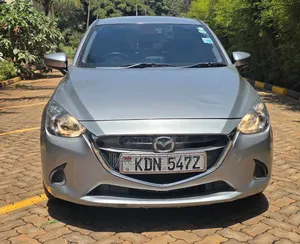 Mazda Demio 2016 Silver