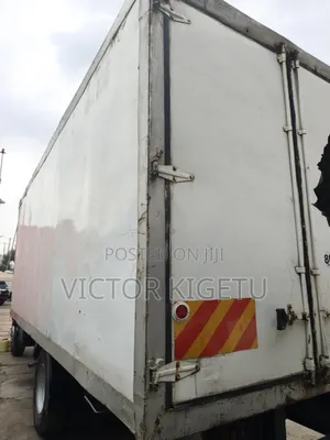 Isuzu FVR23 Refrigerated Body