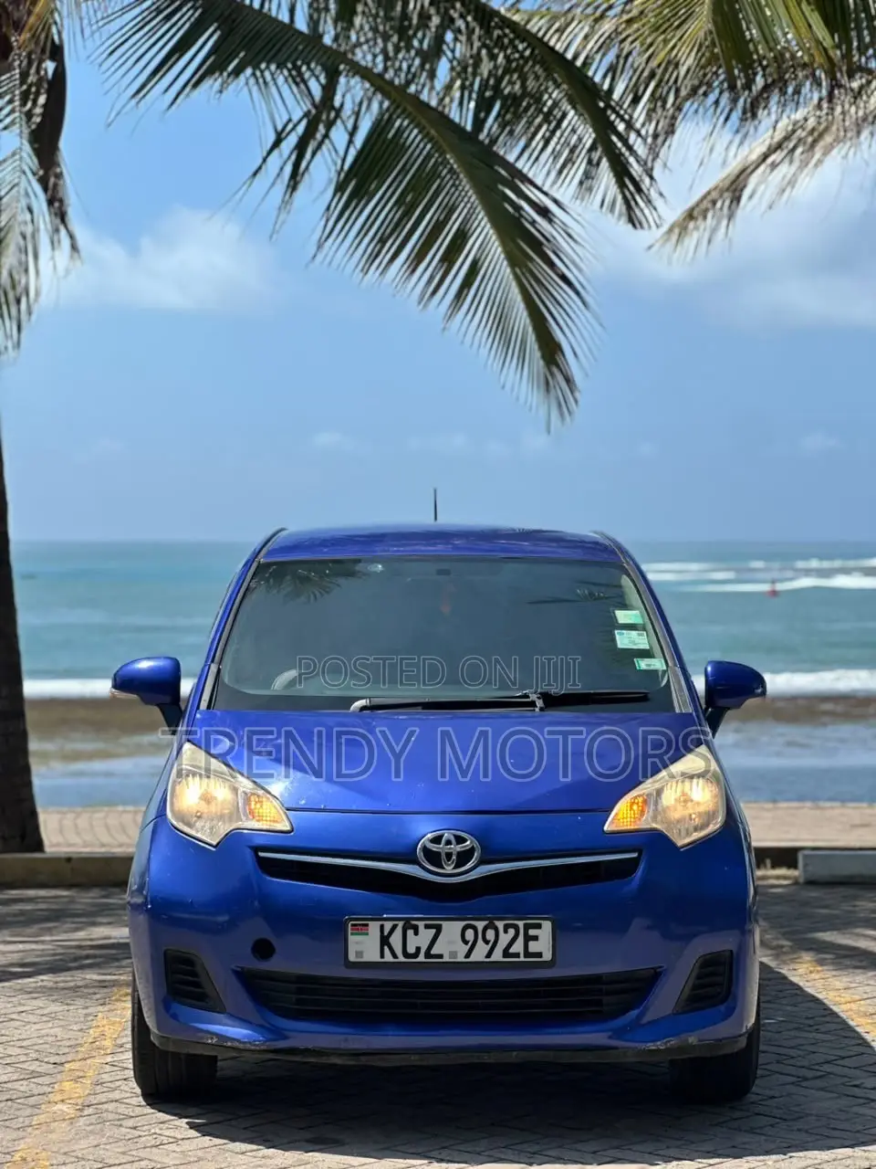 Toyota Ractis 2012 Blue