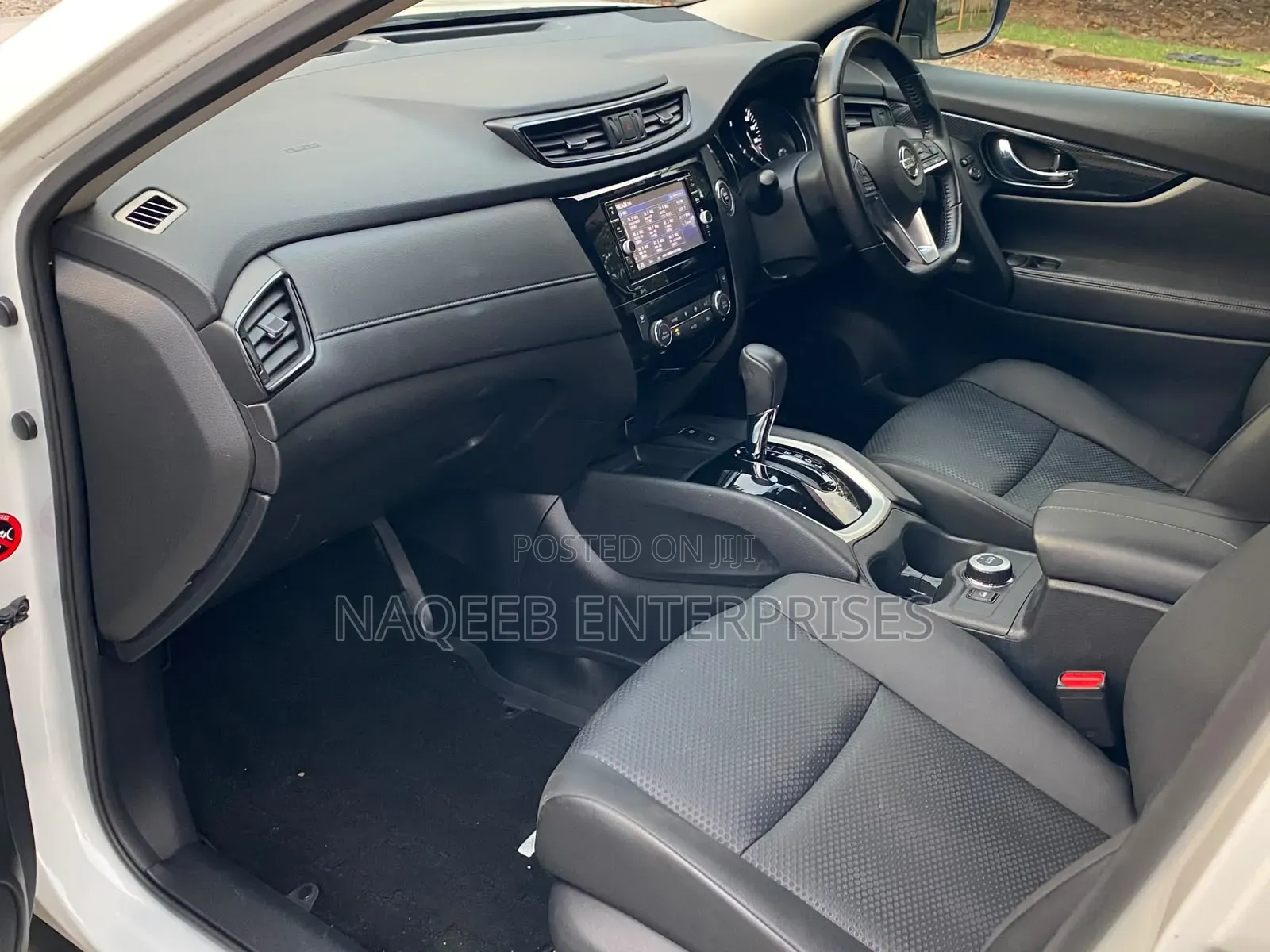 Nissan X-Trail 2.0 Petrol AWD 2019 White