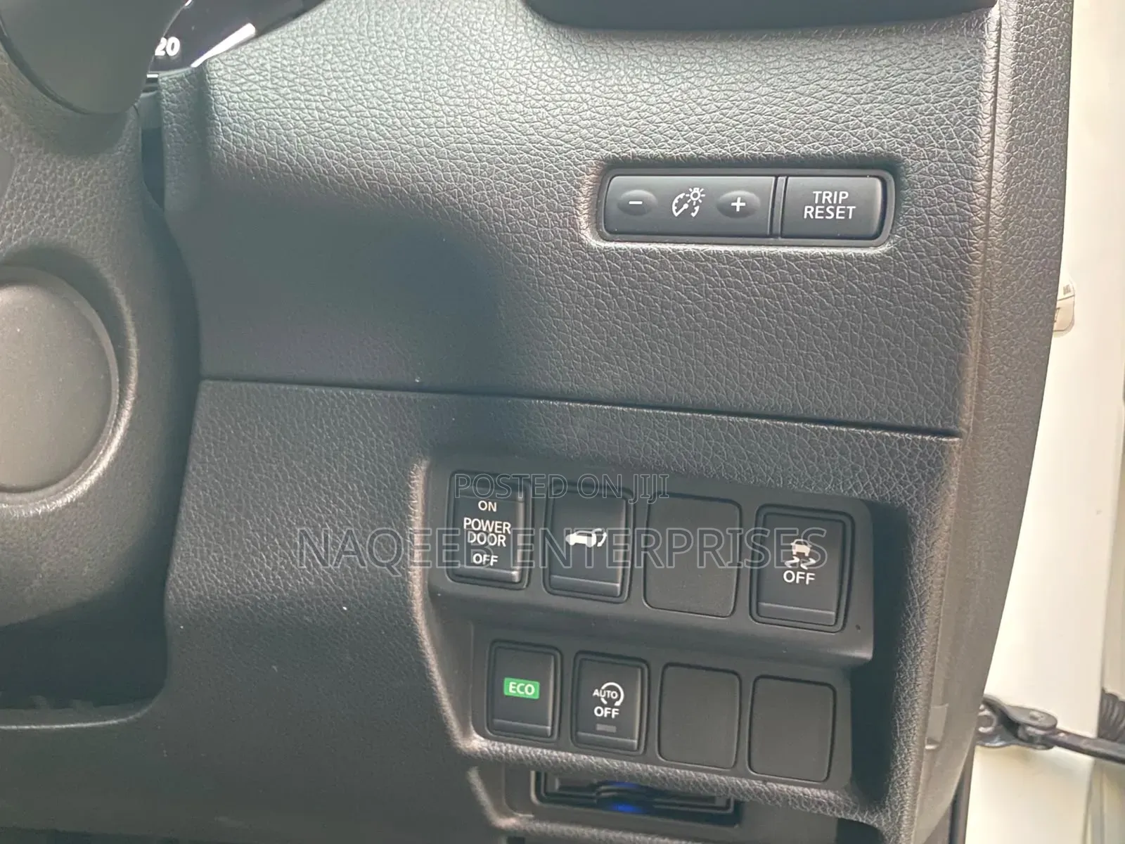Nissan X-Trail 2.0 Petrol AWD 2019 White