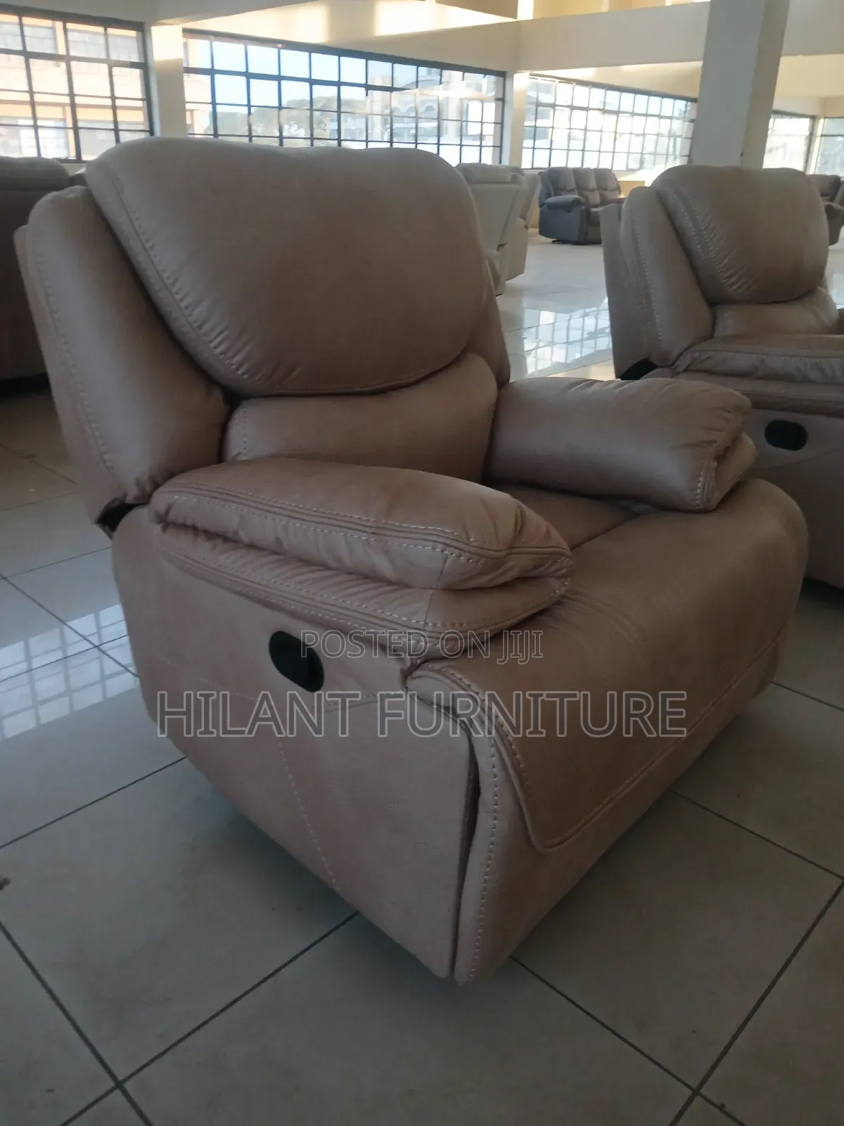 Premium 7 Seater Cream Recliner Sofa Set.