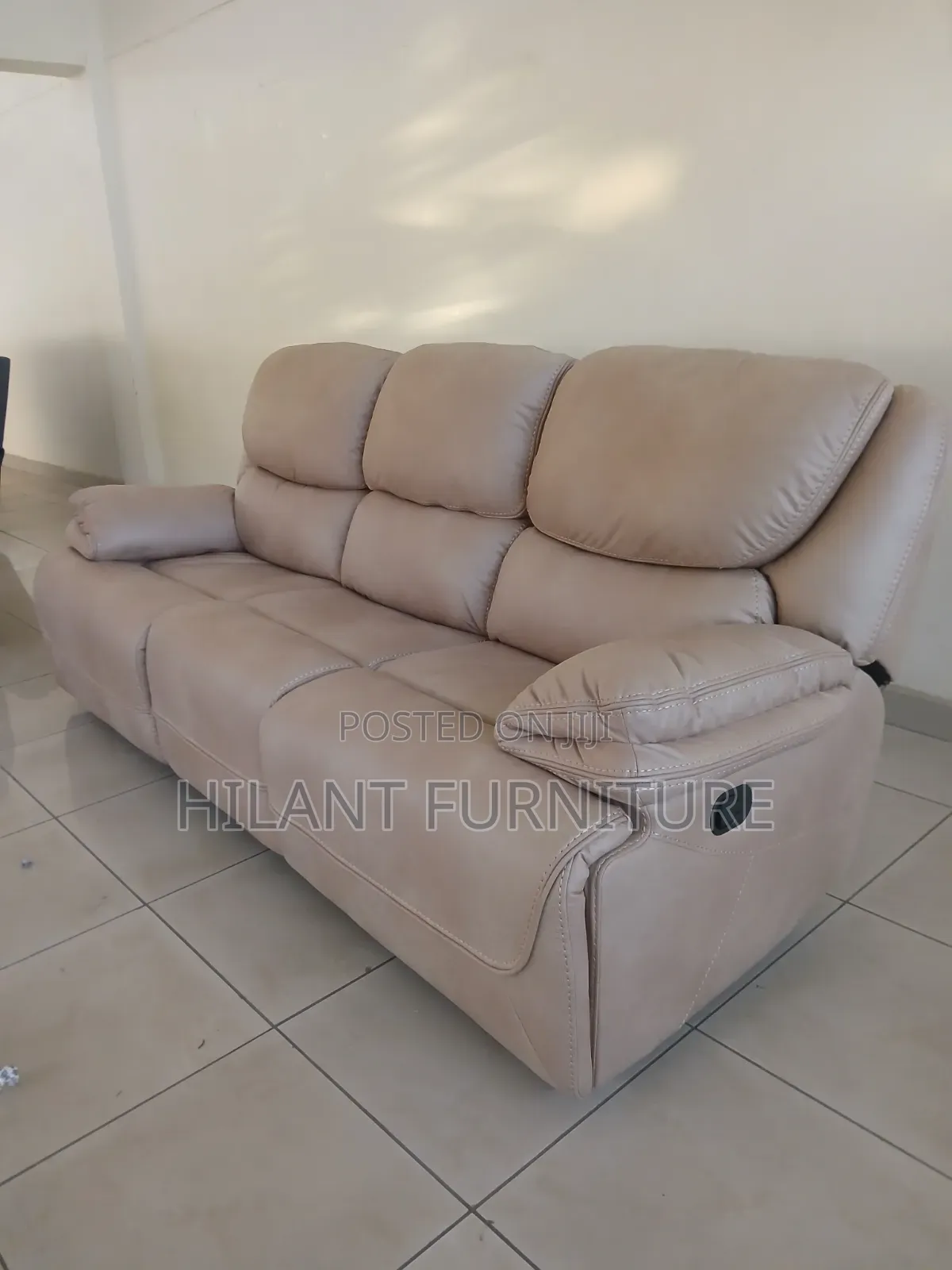 Premium 7 Seater Cream Recliner Sofa Set.