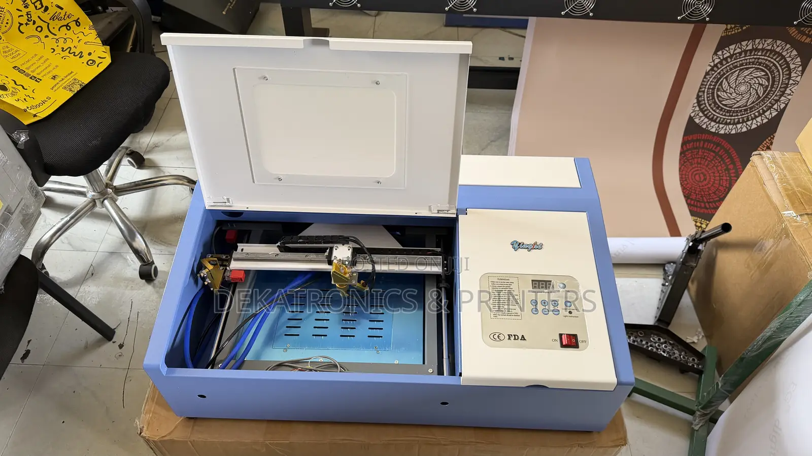 Yinghe 20cm by 30cm Co2 Laser Engraving Machine