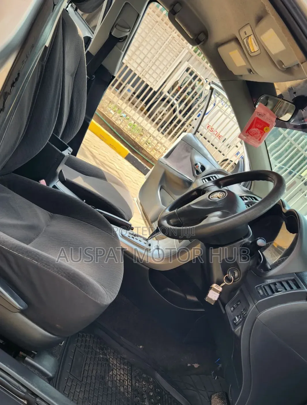 Toyota Corolla Fielder 1.5 Petrol FWD 2009 Silver