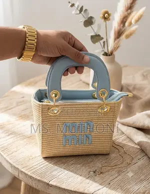 Min Min Mini Jute Handheld Bag