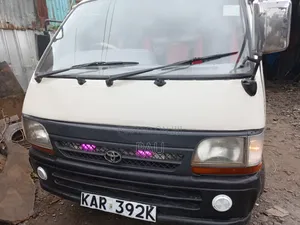 Toyota HiAce 1997 Beige