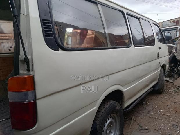 Toyota HiAce 1997 Beige - thumbnail 5
