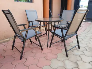 4-Seater Foldable Outdoor Dining Set With Glass Table