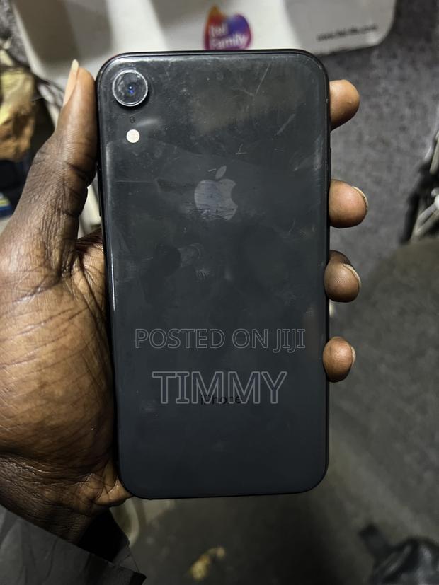 Apple iPhone XR 256 GB Black - thumbnail 4