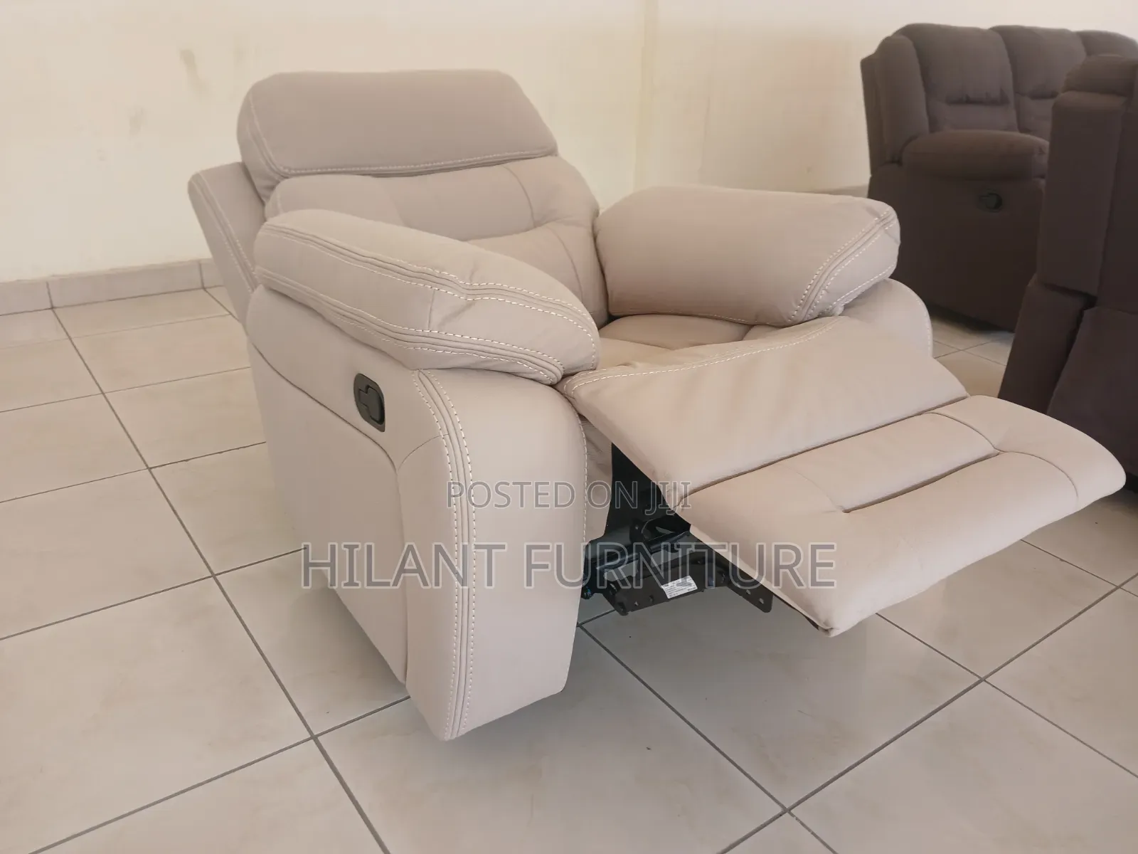 Luxury Fabric 1-Seater Recliner Sofa