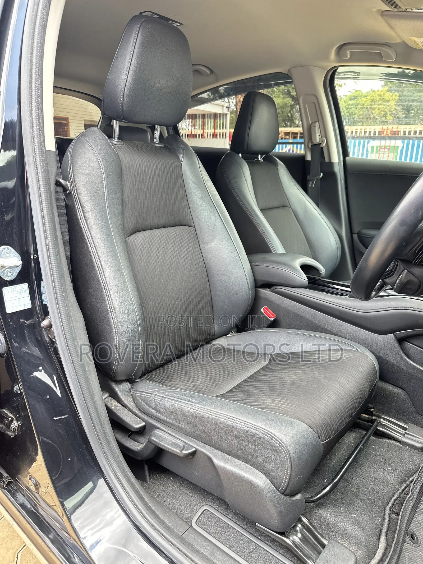 Honda Vezel 1.5 Hybrid 2WD 2019 Black