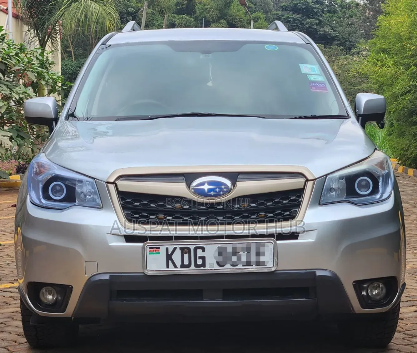 Subaru Forester 2.0XT Premium 4dr SUV AWD (2.0L 4cyl Turbo CVT) 2014
