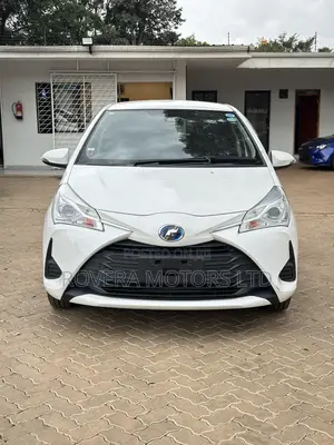 Toyota Vitz 2019 White