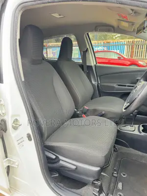 Toyota Vitz 2019 White