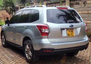 Subaru Forester 2.0XT Premium 4dr SUV AWD (2.0L 4cyl Turbo CVT) 2014