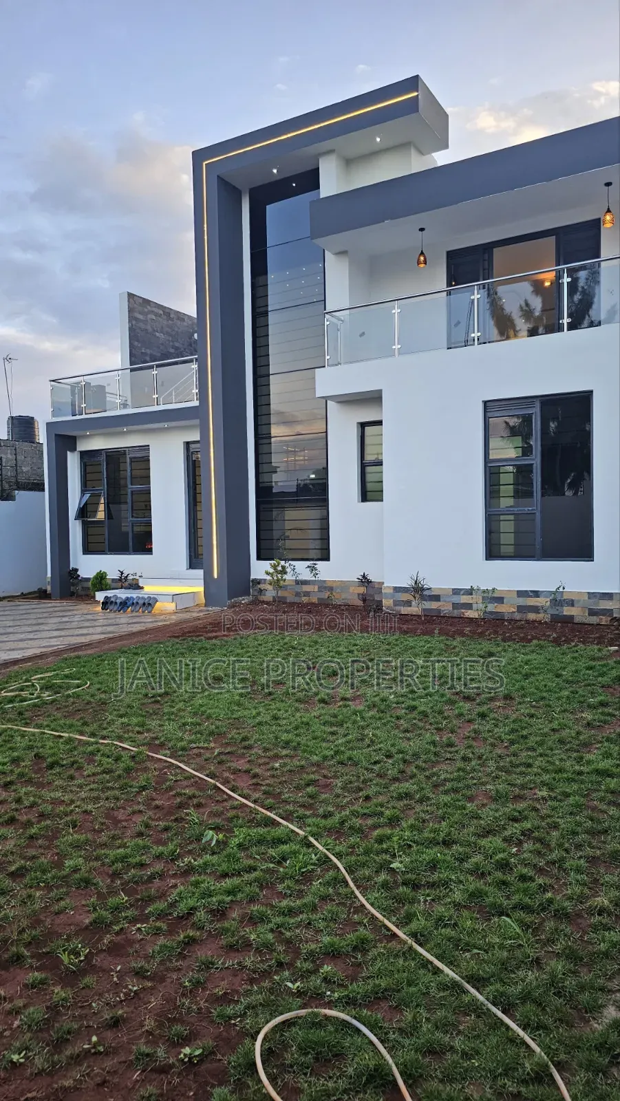 5bdrm Maisonette in Palm Court, Kwa Kairu for sale