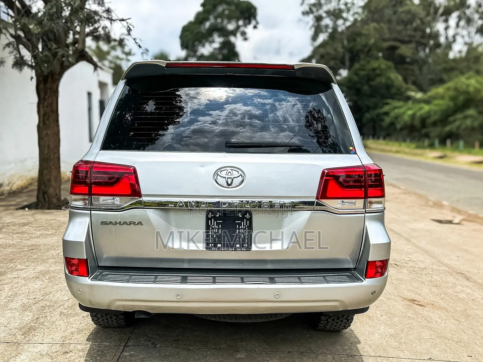 Toyota Land Cruiser 2018 Silver