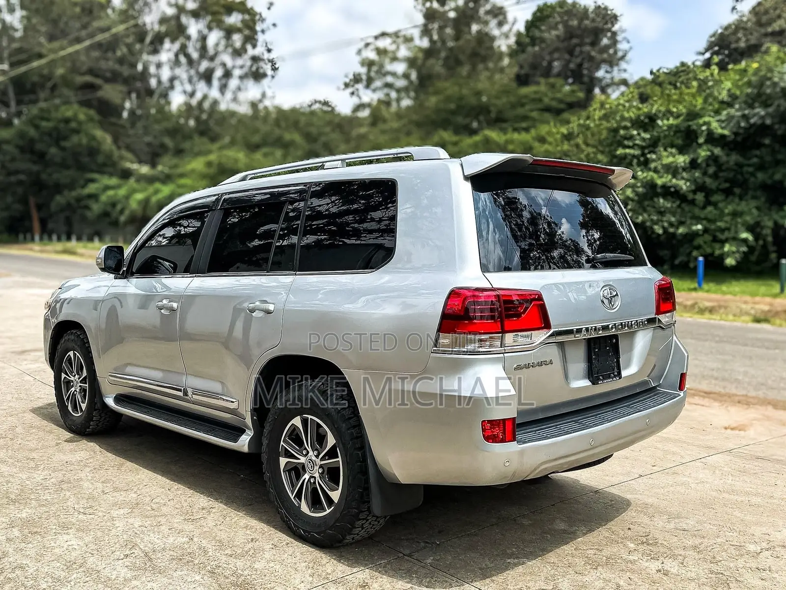 Toyota Land Cruiser 2018 Silver