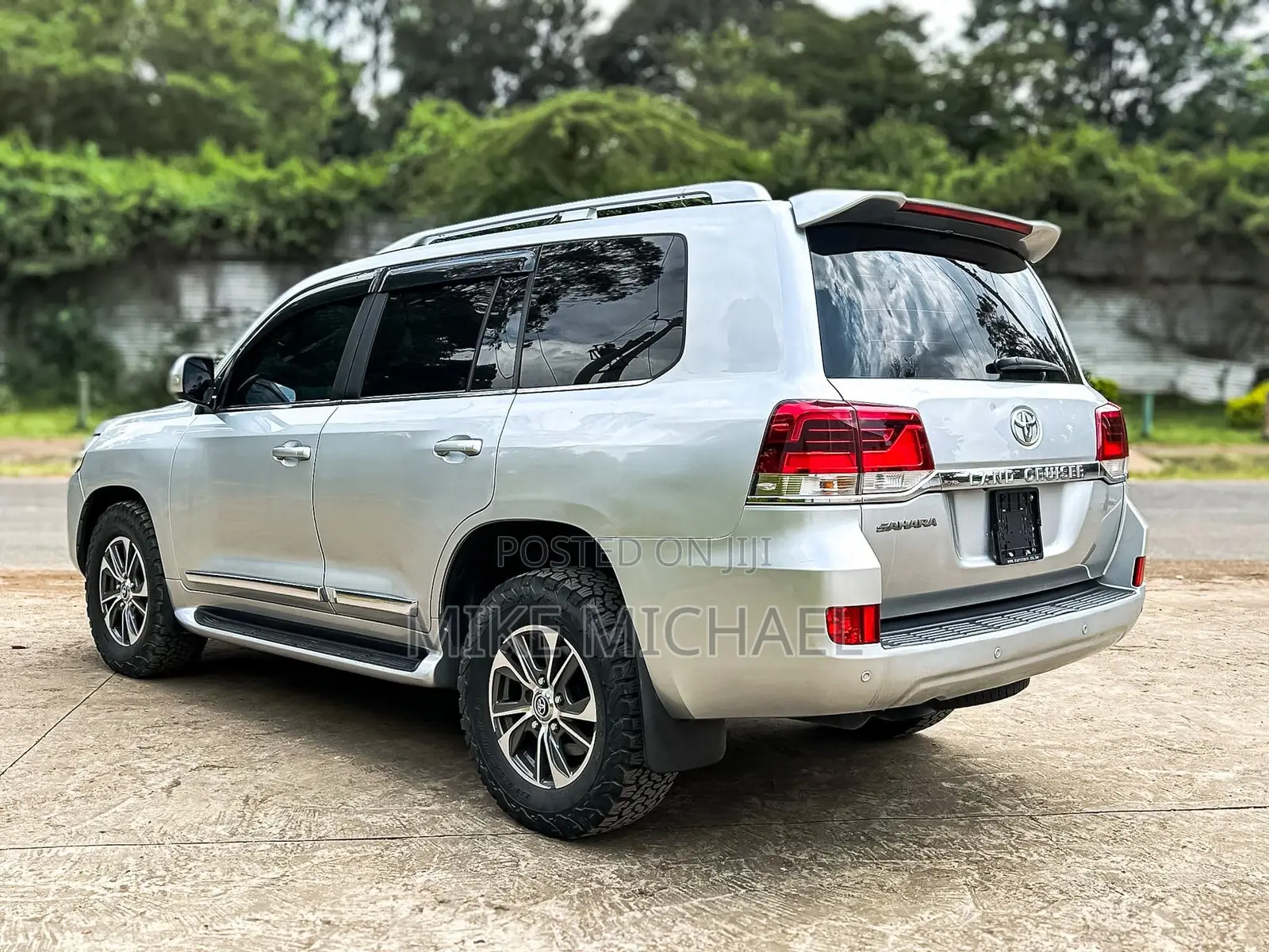 Toyota Land Cruiser 2018 Silver