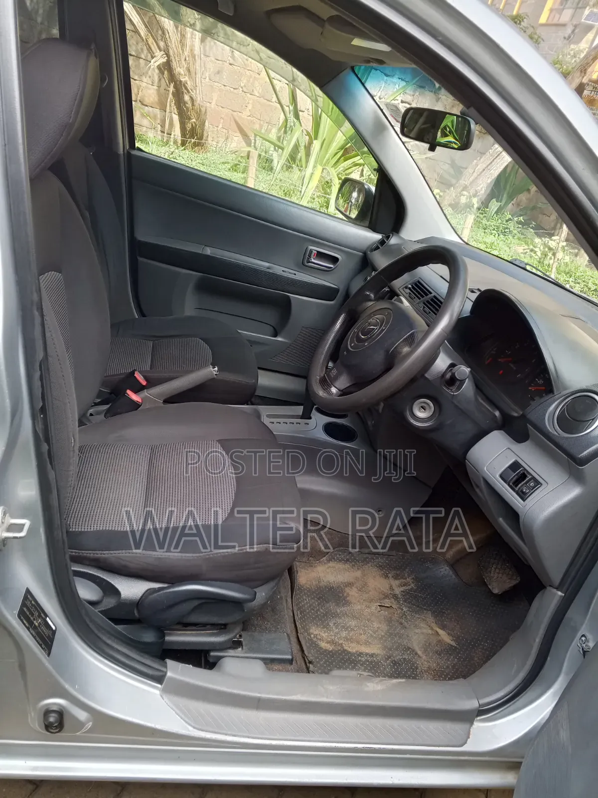 Mazda Demio 2006 Silver