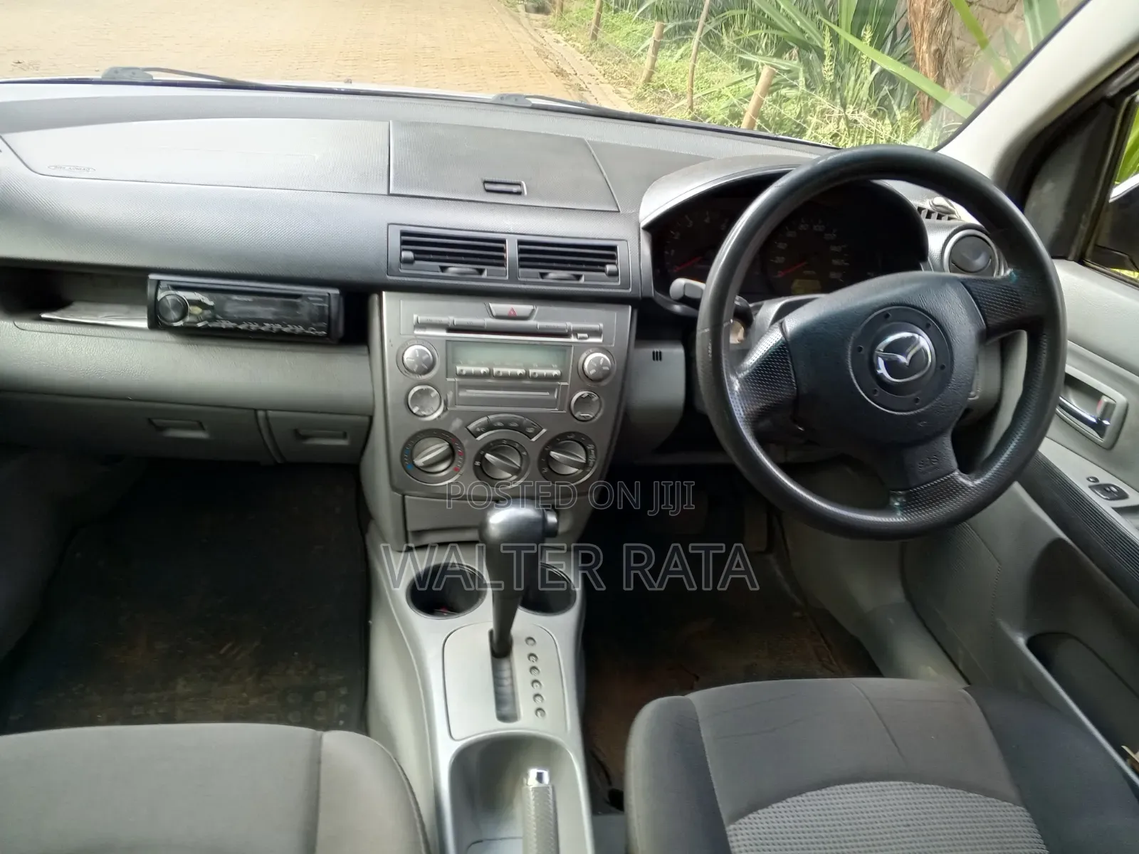 Mazda Demio 2006 Silver