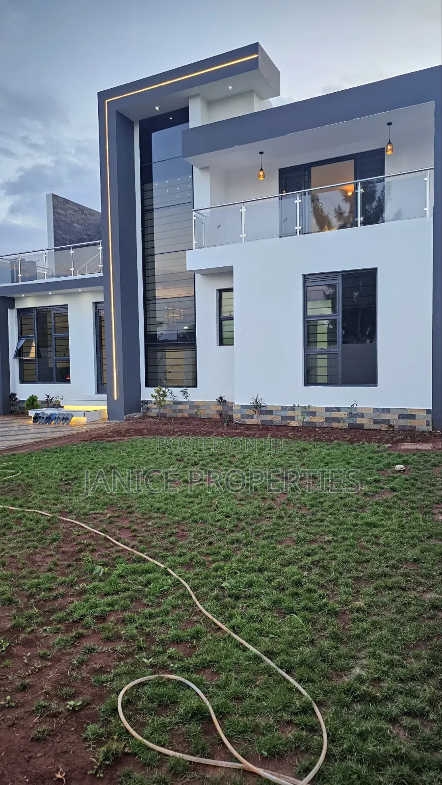 5bdrm Maisonette in Palm Court, Kwa Kairu for sale