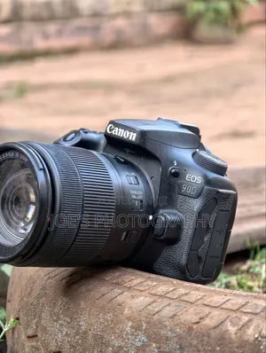 Canon 90d With 18-135mm Lens