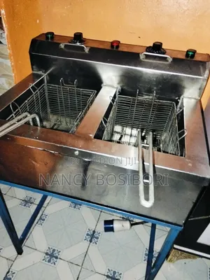Commercial Electric Fryer – 2 Months Used, Excellent Condition