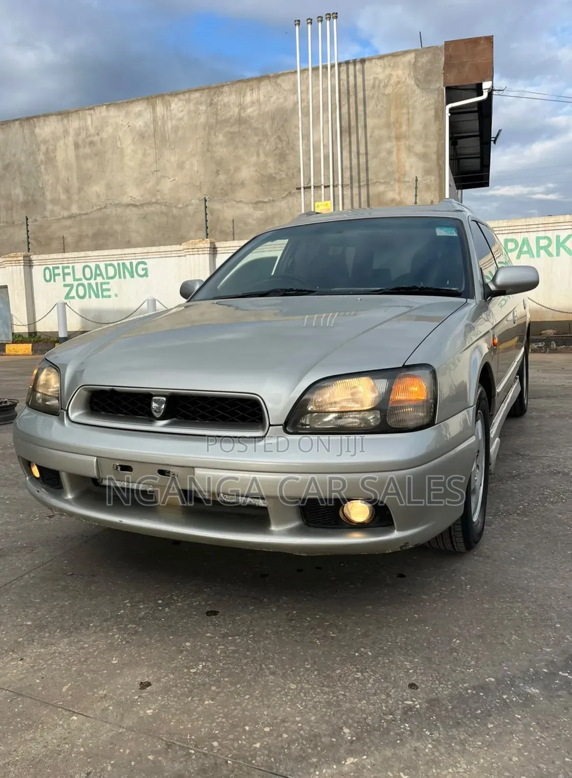 Subaru Legacy 2001 Gray