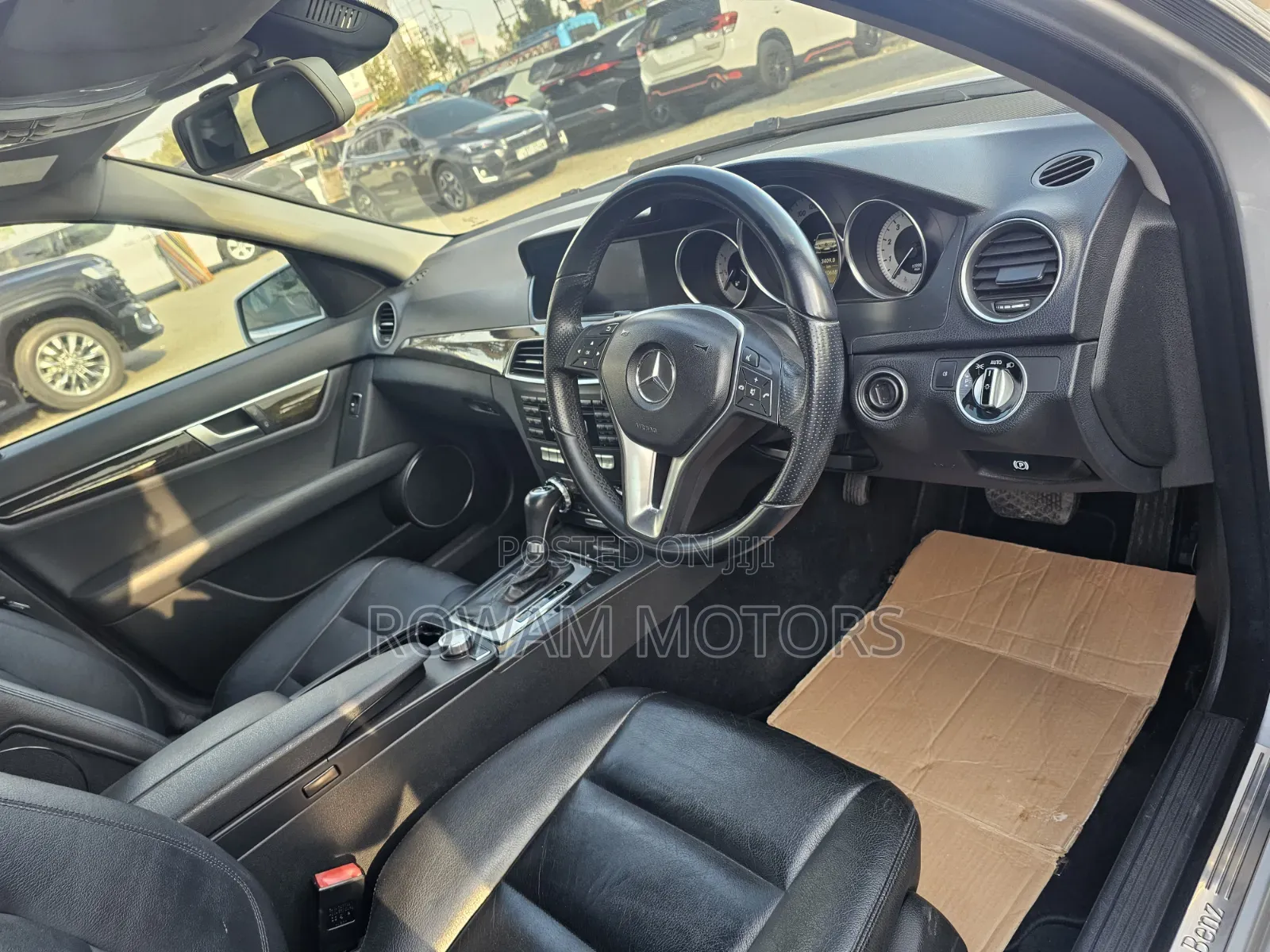 Mercedes-Benz C200 2011 Silver