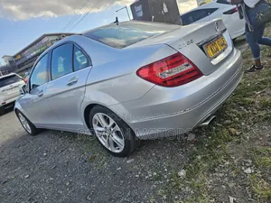 Mercedes-Benz C200 2011 Silver
