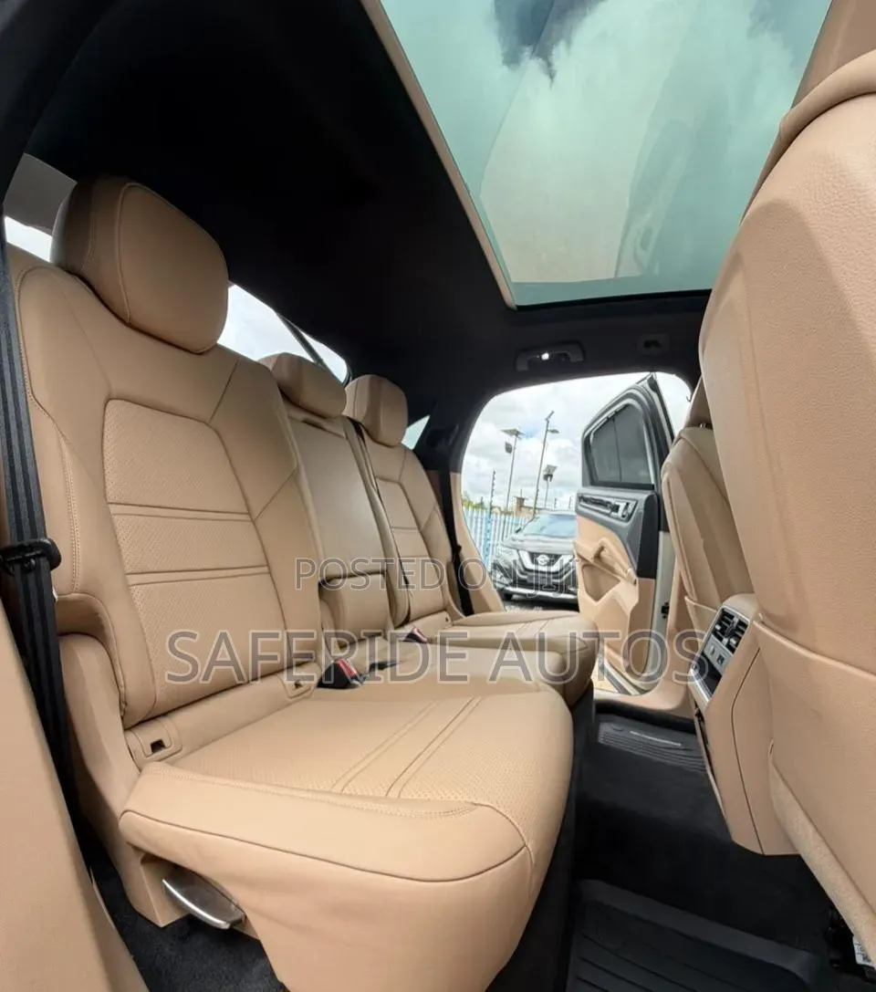 Porsche Cayenne 2020 Pearl
