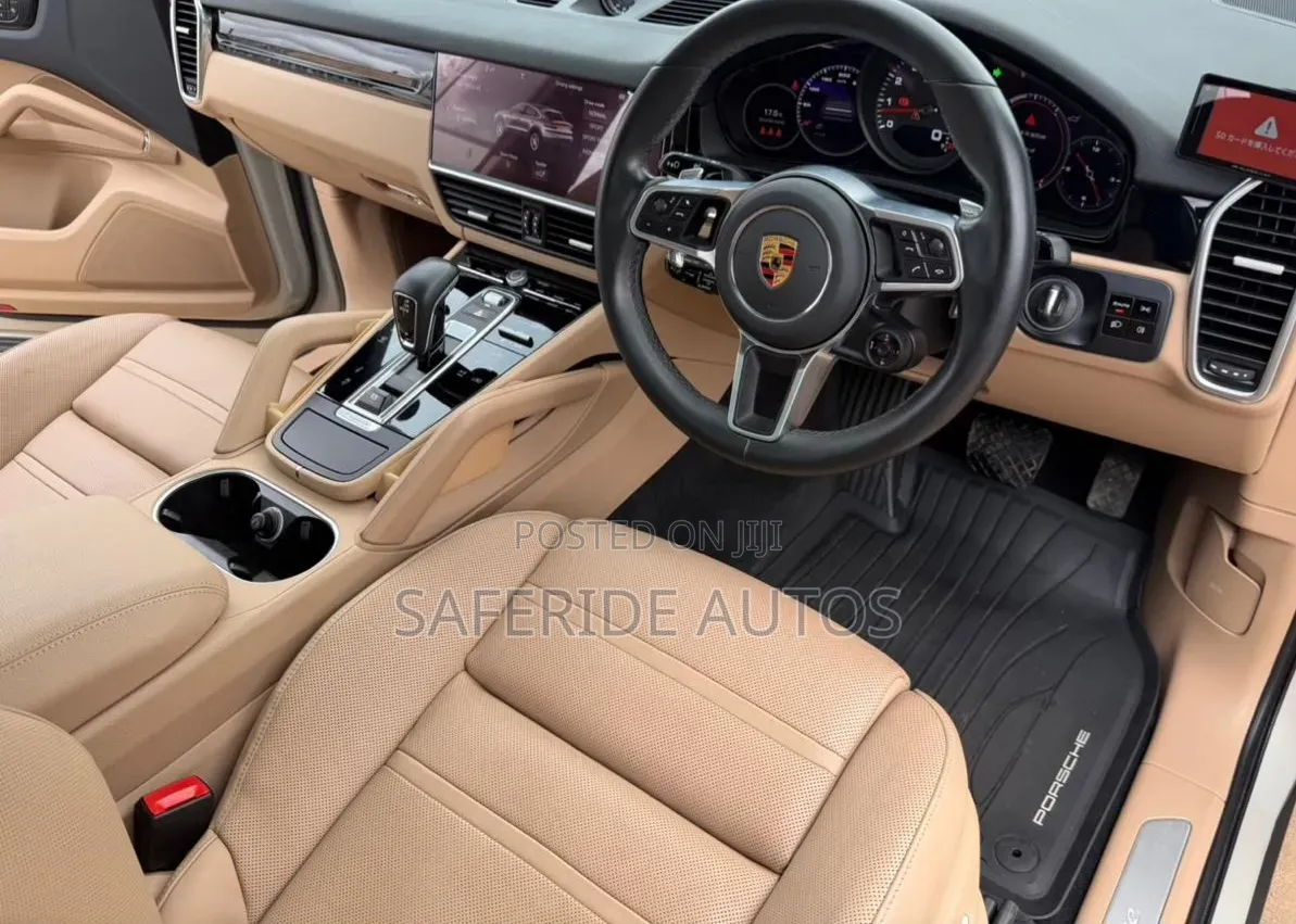 Porsche Cayenne 2020 Pearl