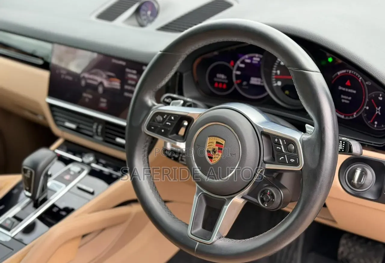 Porsche Cayenne 2020 Pearl