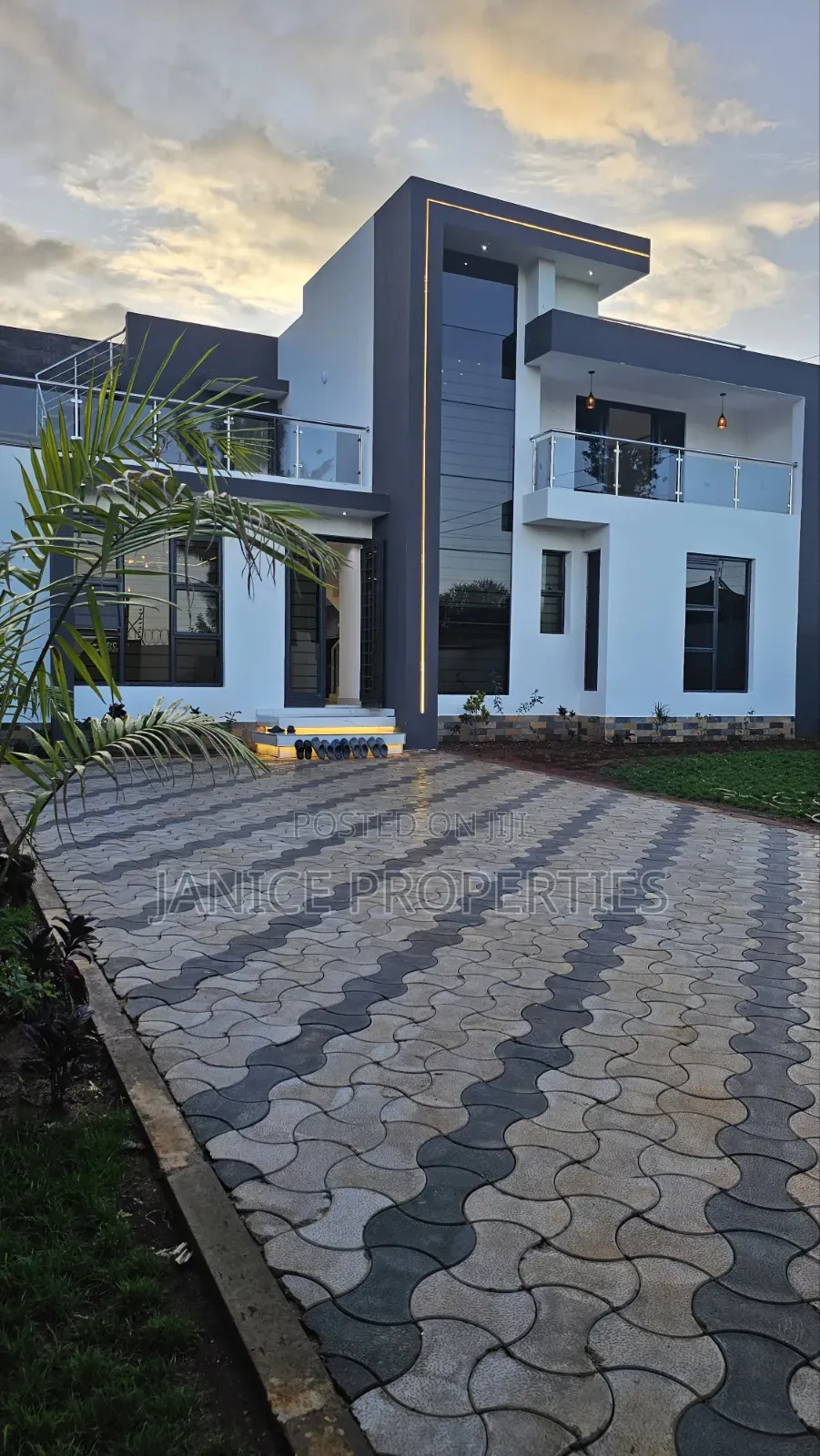 5bdrm Maisonette in Palm Court, Kwa Kairu for sale