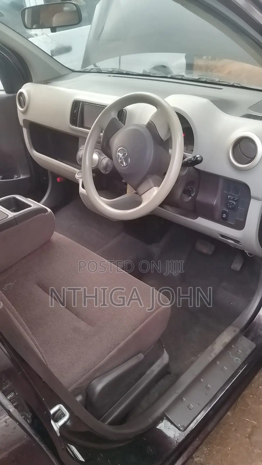 Toyota Passo 1.0 AWD 2014 Purple