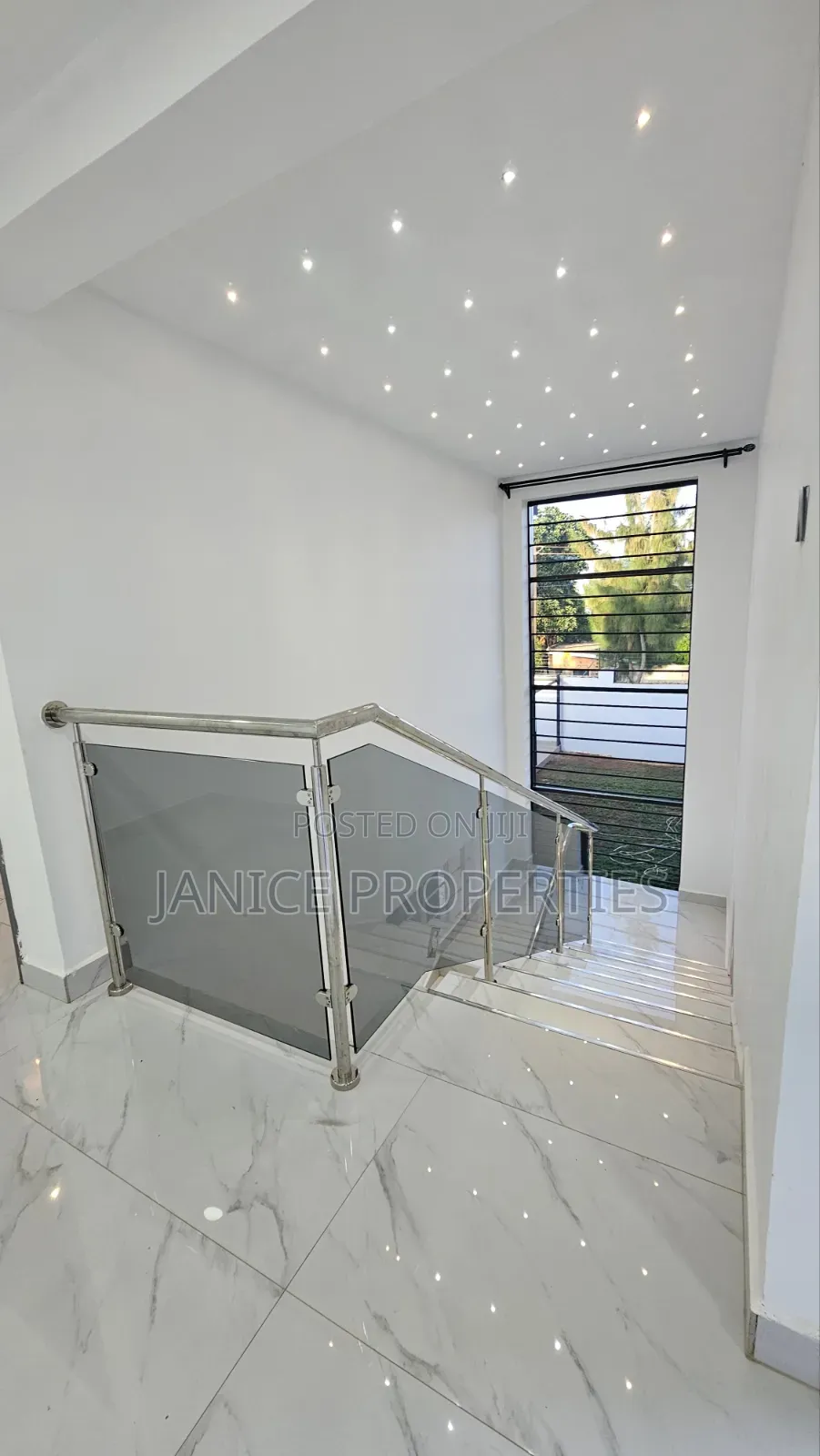 5bdrm Maisonette in Palm Court, Kwa Kairu for sale