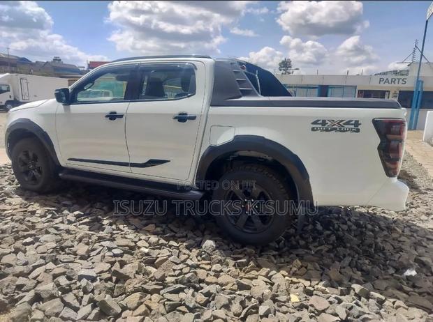 Isuzu Dmax Pick Up - thumbnail 7
