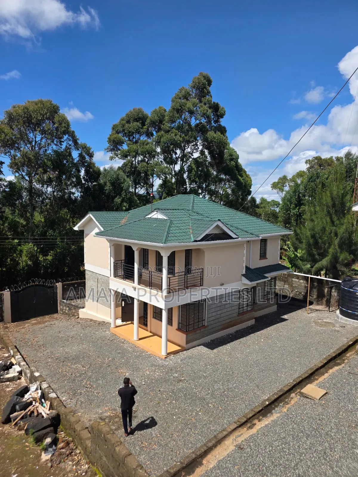 4bdrm Mansion in Baboon Crescent, Ngong CBD for sale