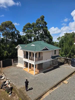 4bdrm Mansion in Baboon Crescent, Ngong CBD for sale