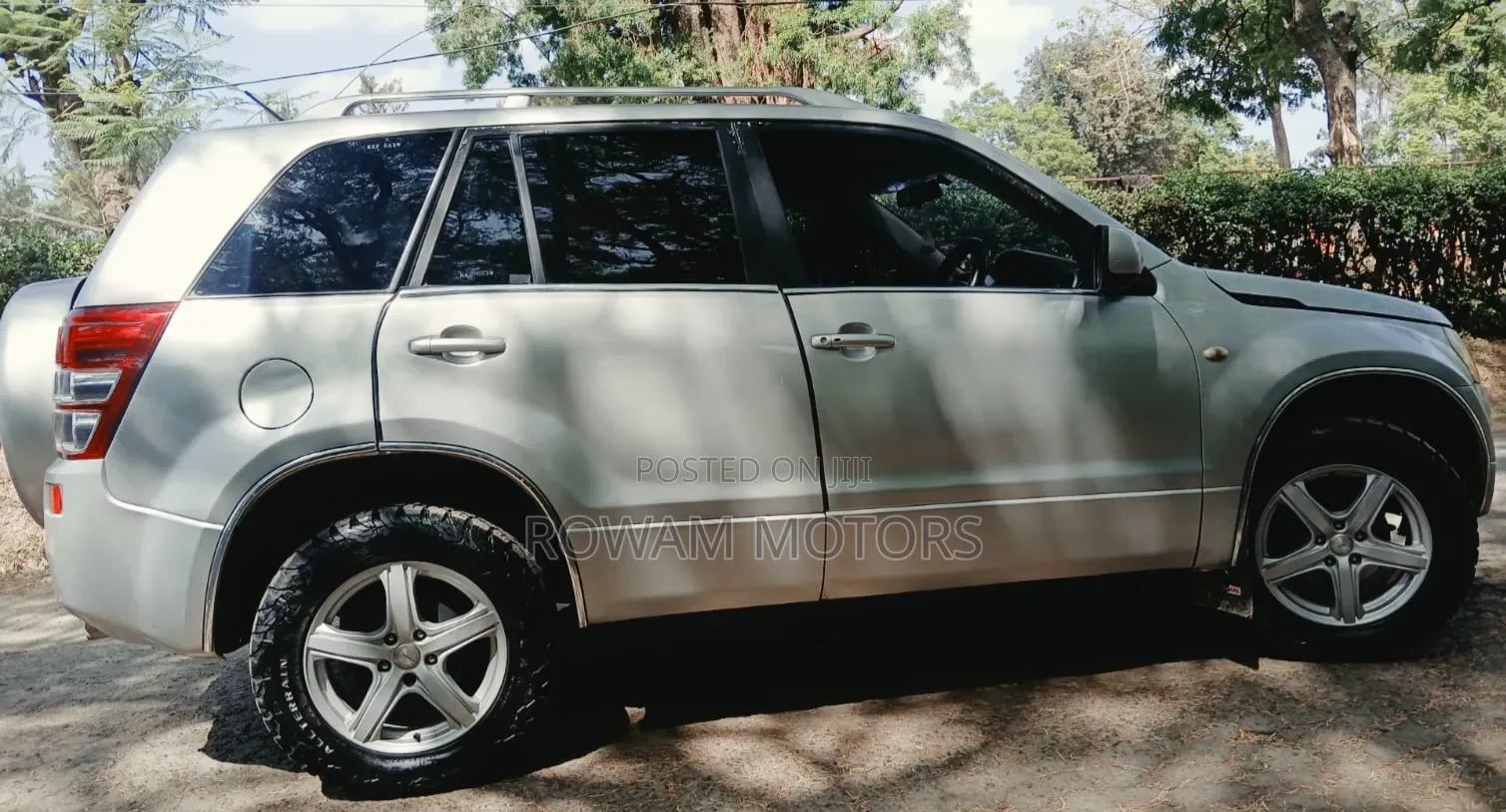 Suzuki Escudo 2008 Silver